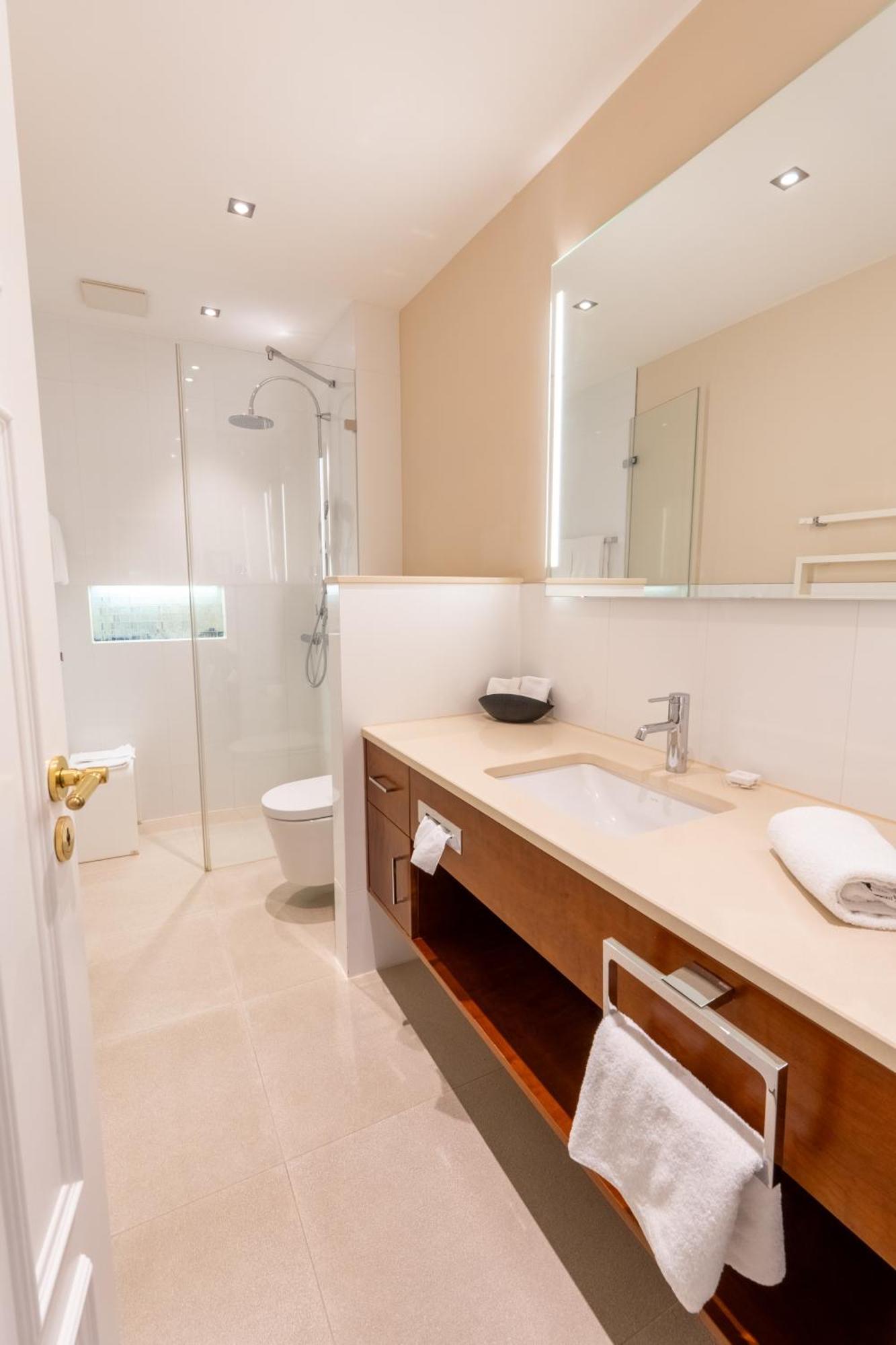 Deluxe Double Room Balcony